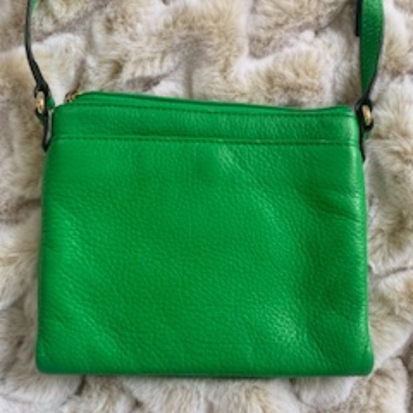 Michael Kors Kelly Green Crossbody purse, handbag. Excellent Condition - Picture 4 of 8